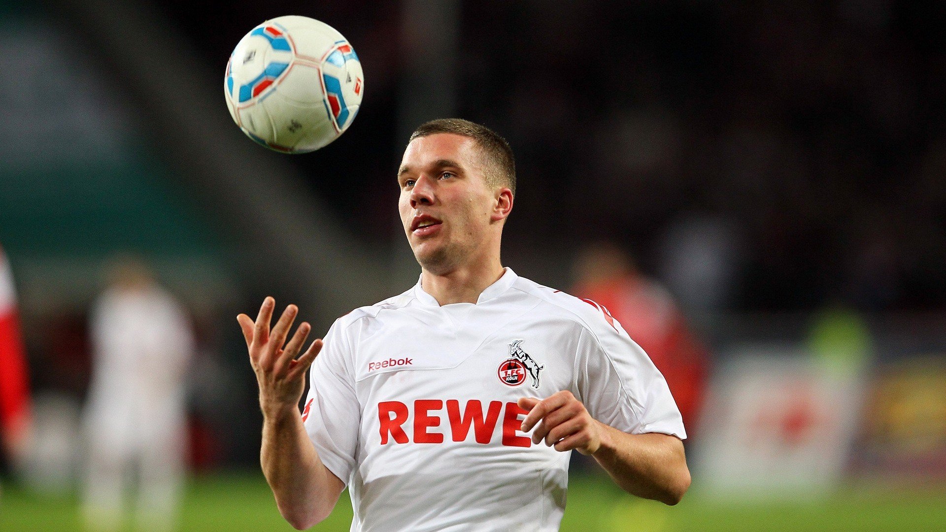 德甲队伍的战术调整技术分析,德甲阵营